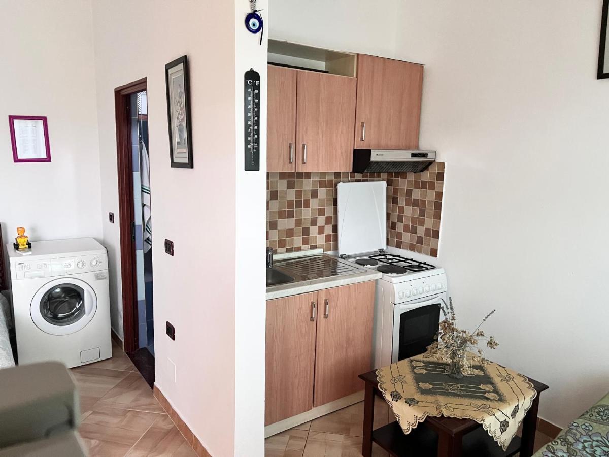 Ponari Apartments Rrotull Экстерьер фото