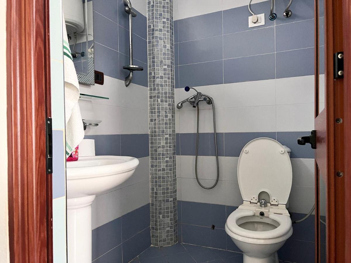 Ponari Apartments Rrotull Экстерьер фото